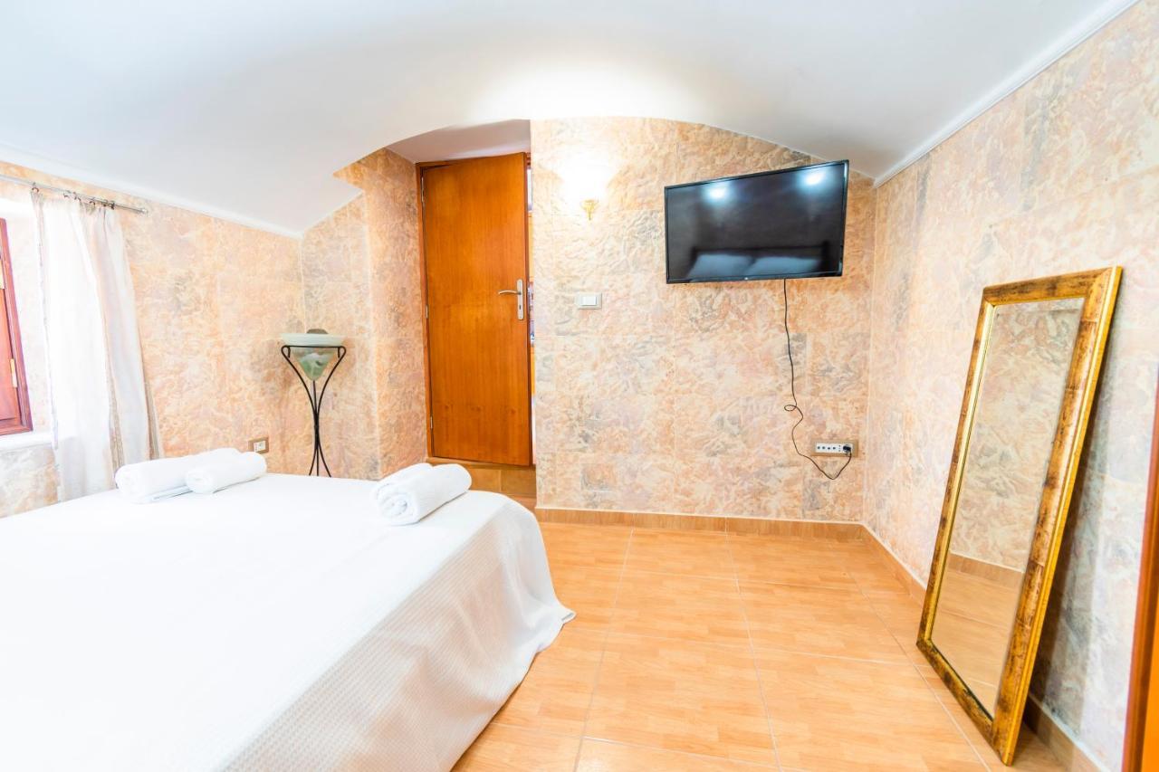 Apartamento Eirini Symi Exterior foto