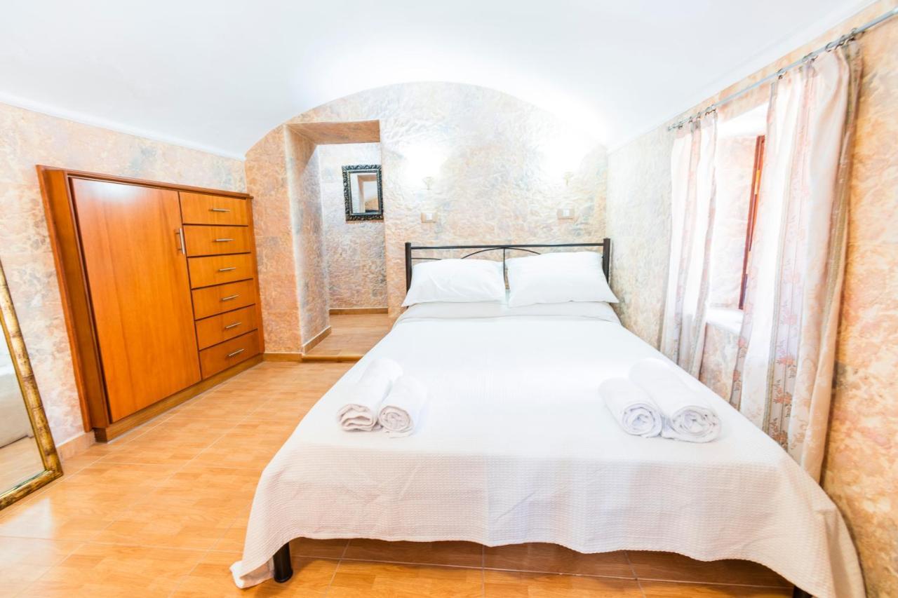 Apartamento Eirini Symi Exterior foto
